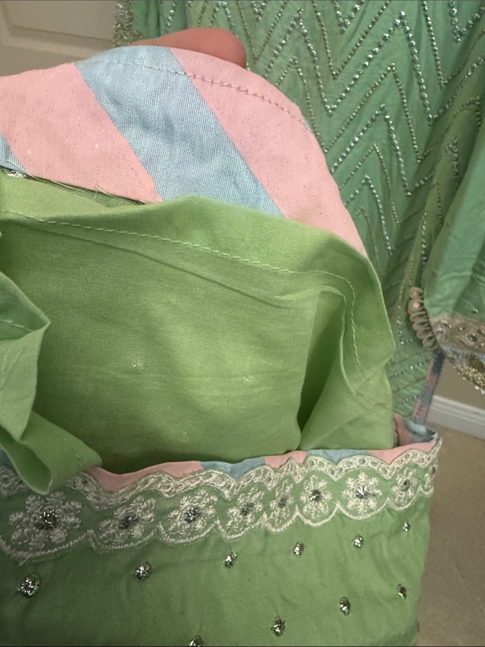 Khaadi Khaas mukaish work gorgeous pastel colors embellished dress. Size 14 - Picture 16 of 16